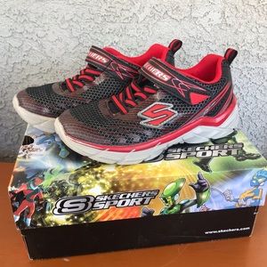 Sketchers running shoes